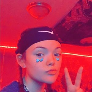 Meet your Posher, Kendall